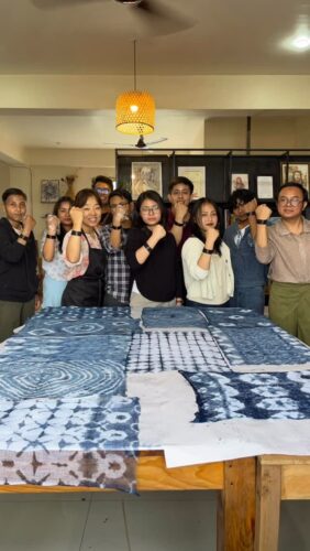 Dyeing hand-spun phadi cotton with indigo shibori during the Manipur workshop
